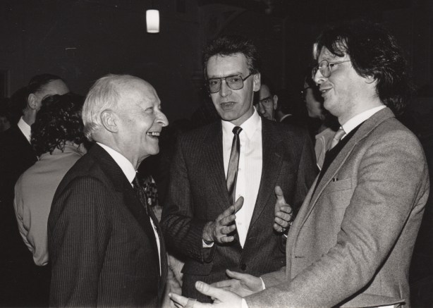 WL at QUB, with Adrian Thomas and Piers Hellawell 17.12.87